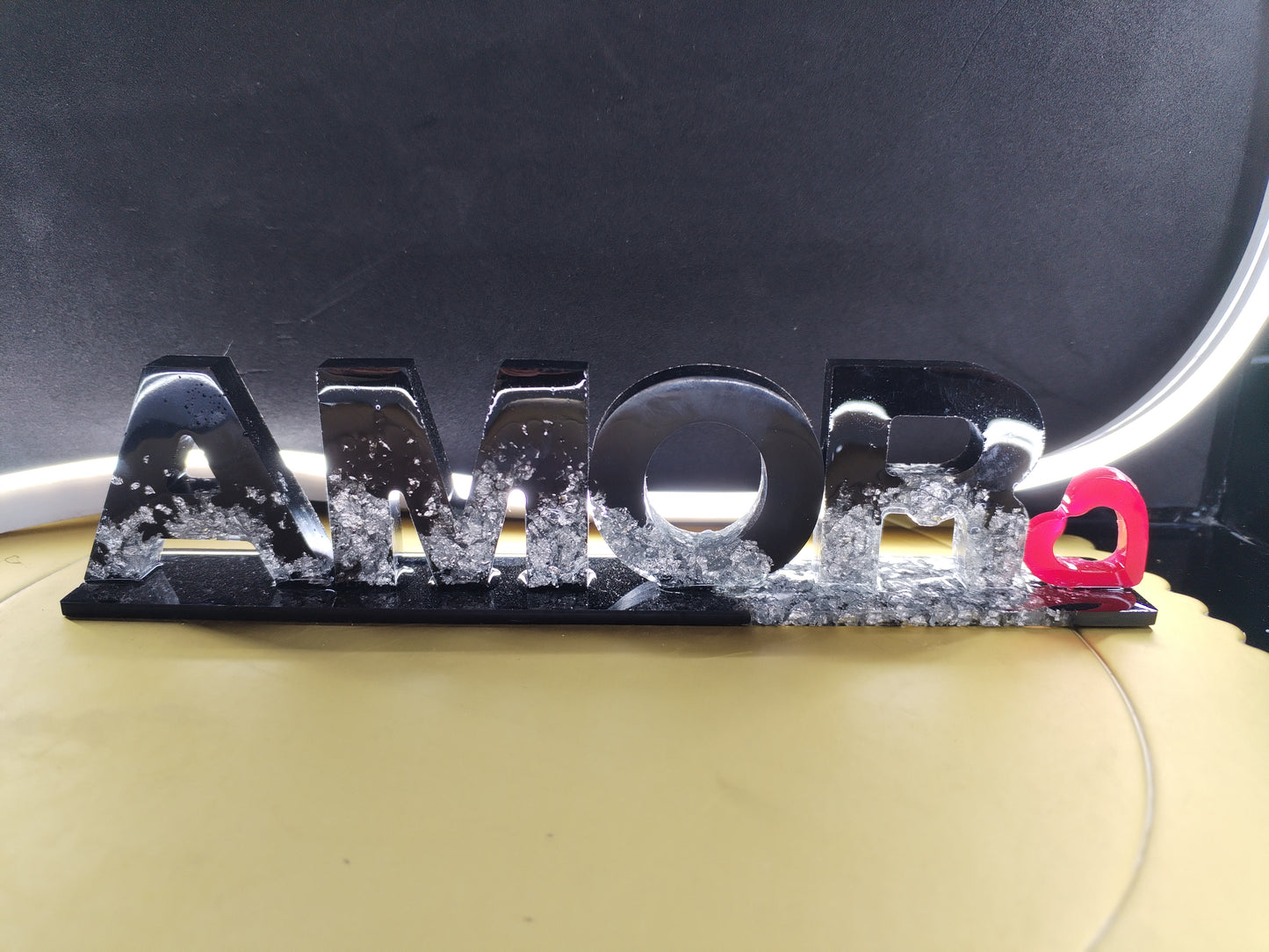 Palabra breve 4 letras + base + adorno