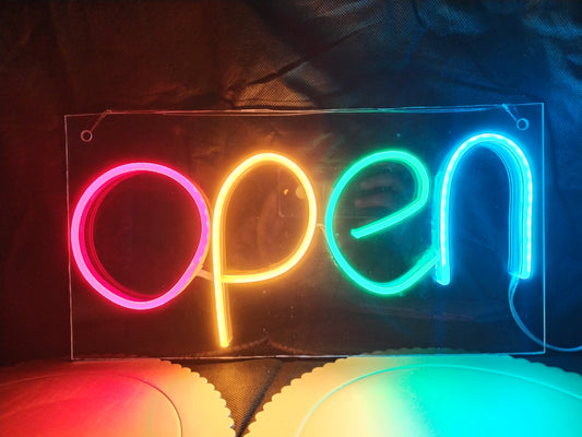 Cartel OPEN neon